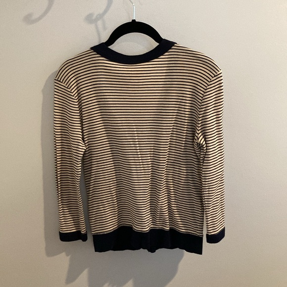 2/$30 💙 J Crew perfect fit cardigan 💙 small 💙 navy cream stripes - Picture 2 of 7